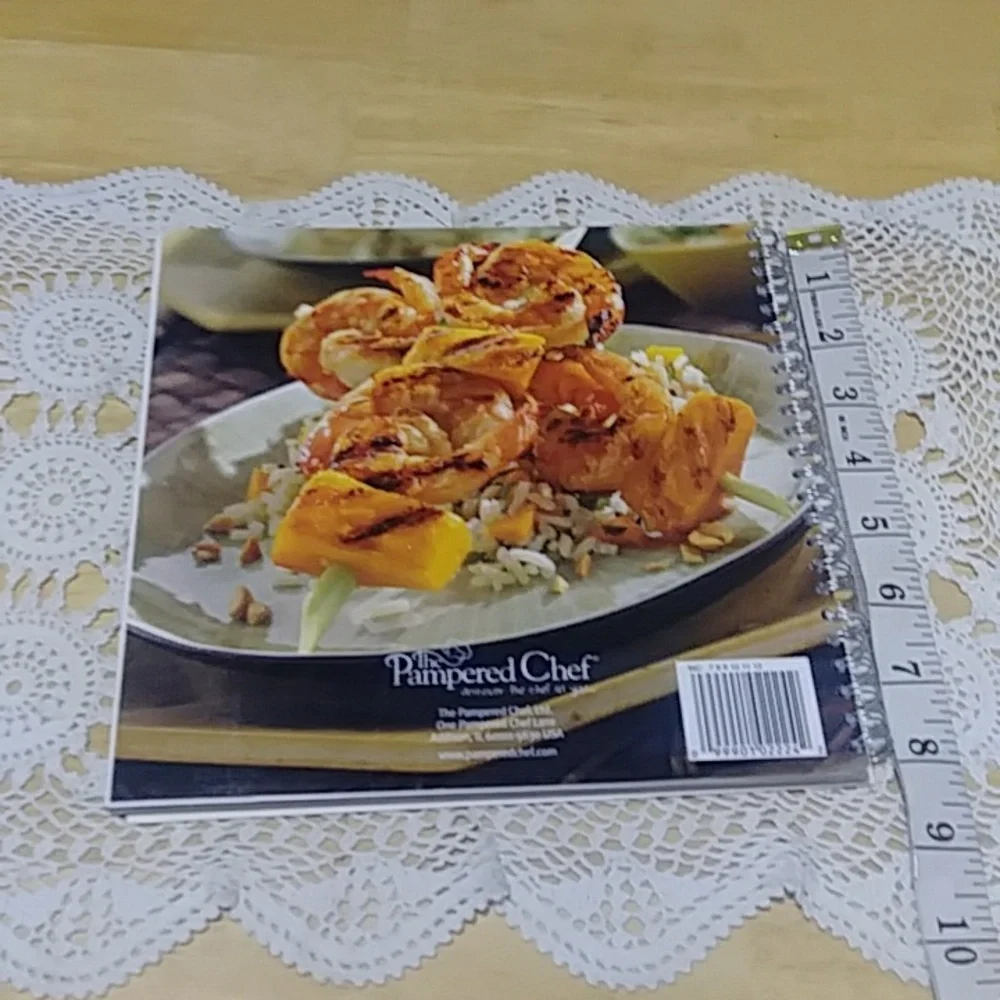 The Pampered Chef Cooking for two & More - Recipes for Small Households